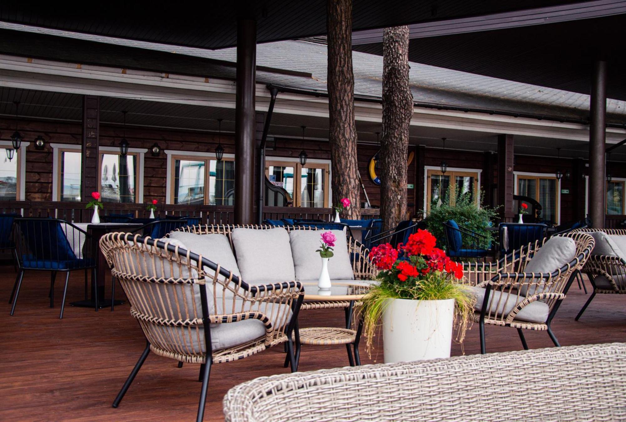 Glіbіvka Family Park Hotel เกลโบฟกา ภายนอก รูปภาพ